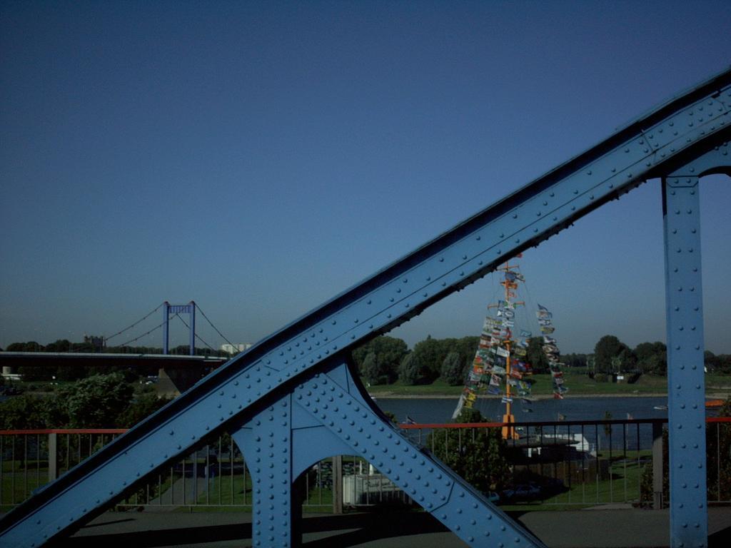 Hotel Am Freihafen Duisburg Zewnętrze zdjęcie